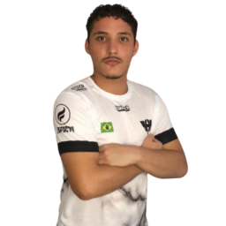 Kaique dos Santos.