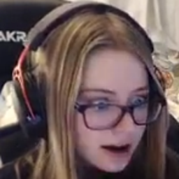 Juli goes zoom zoom