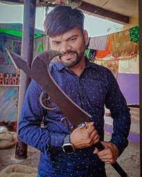 Cricket lovers. ||RCB||