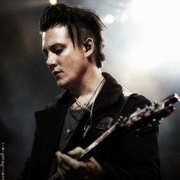 SynysterGates