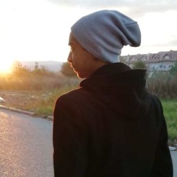 -Dinca-