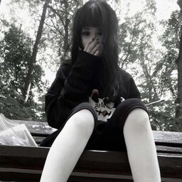 vicky gotica e rabuda