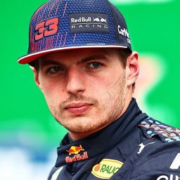 professional f1 driver