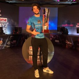 Yakut 'Y4K7T' Erdogan