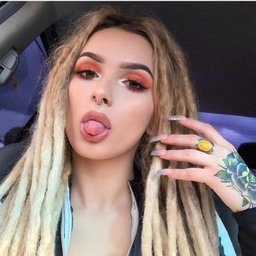 zhavia