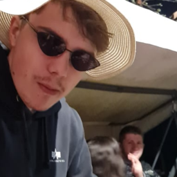 A lábam illat, mint a szar